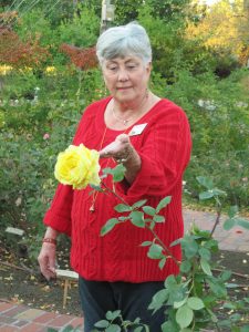 Group Tour Docent talking about the Rose Garden.